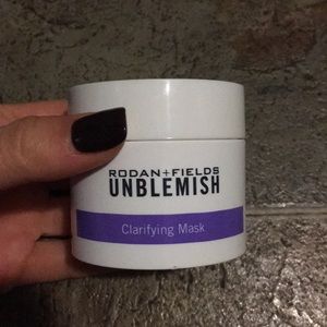 Rodan + Fields Unblemish clarifying mask full size